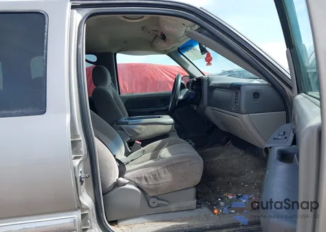 2003 GMC Yukon Xl 1500 Sle из США, поврежденный, VIN 1GKFK16Z23J131689